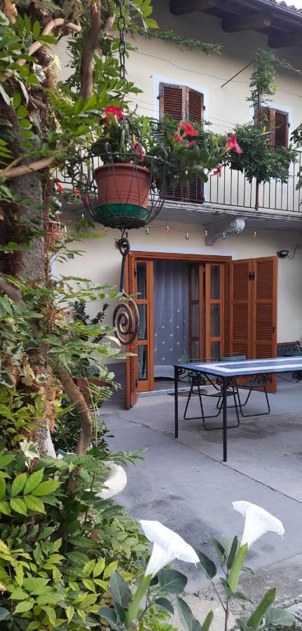 Il Giardino Del Gallo Cherasco Bagian luar foto